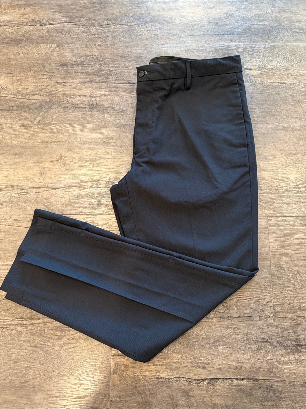 Van Heusen Flex 36x29 Slim Fit/Flat Front Black w/Blue Dress Pants